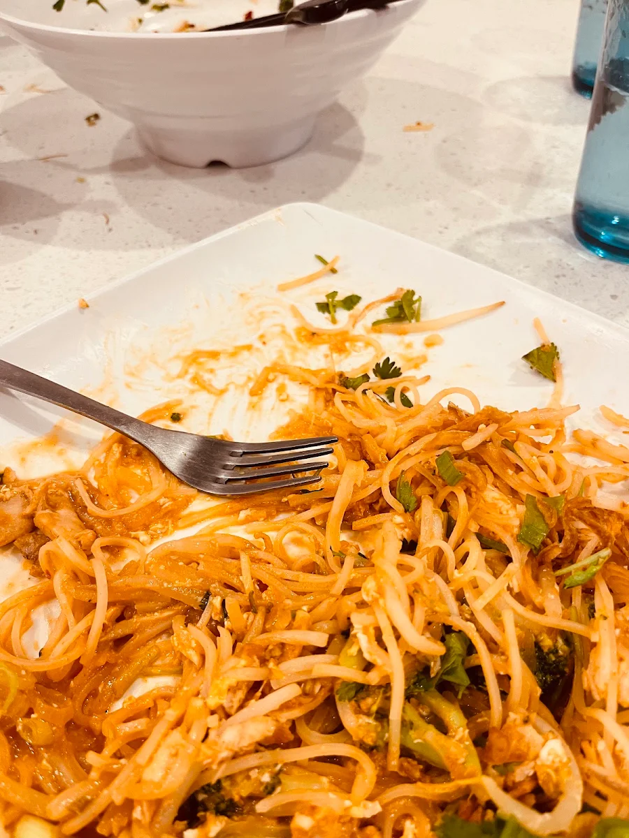 pad thai泰式炒粉, Pho bo ga express 佛波嘎越南粉